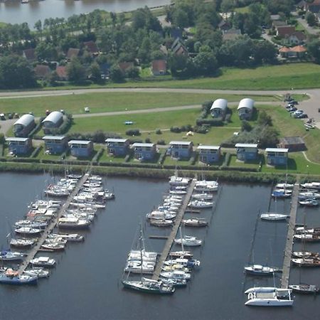 8 Pers House 'Capitein Theis' With Seaside In Front Of The Lauwersmeer أنيوم المظهر الخارجي الصورة