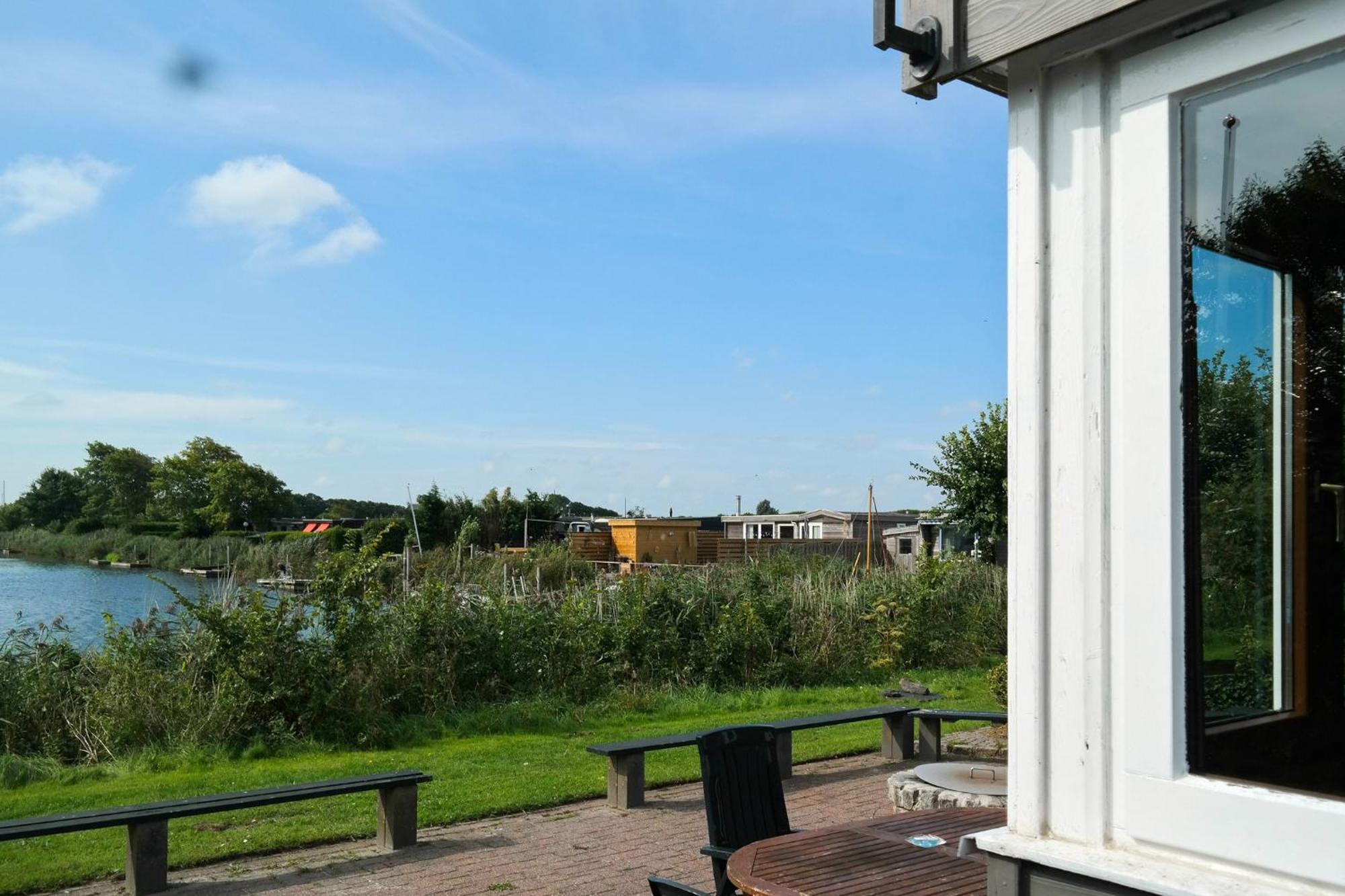 8 Pers House 'Capitein Theis' With Seaside In Front Of The Lauwersmeer أنيوم المظهر الخارجي الصورة